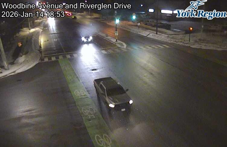 Woodbine Ave and Riverglen Ave